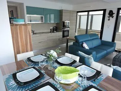 4 Etoiles * Propriano (Corsica)