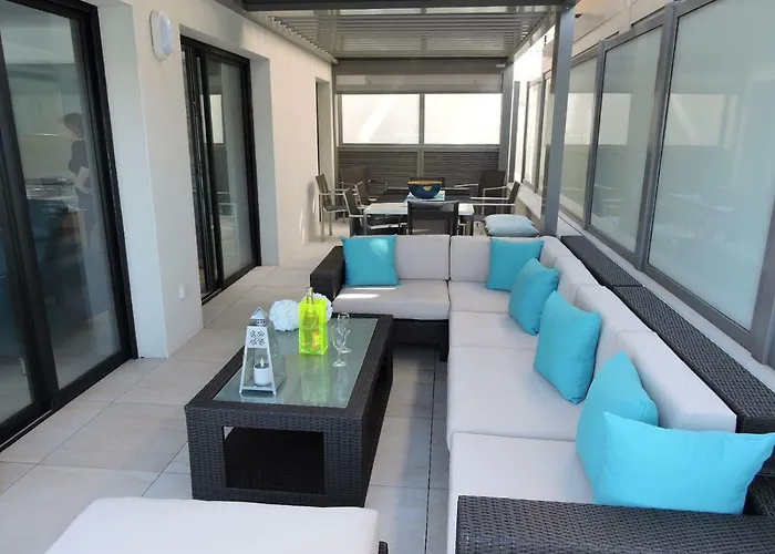 4 Etoiles פרופריאנו